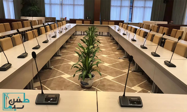 چگونه بهترین میکروفن و بلندگو را برای سالن جلسات خود انتخاب کنیم؟