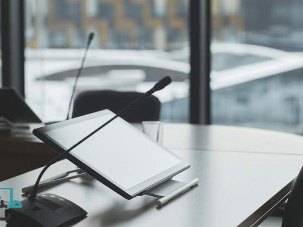چرا باید از مانیتور برای سالن کنفرانس استفاده کرد؟