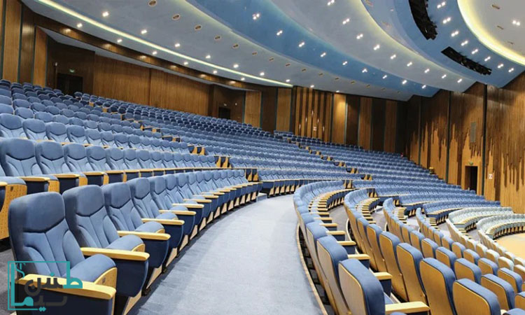 فاصله مناسب بین صندلیهای سالن همایش